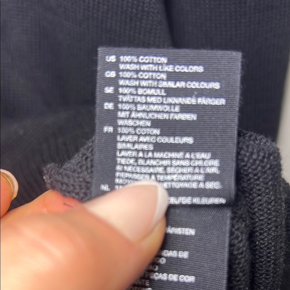 H&M Mens Basic Black V-Neck Cotton Sweater Size Large Pullover Casual Preppy - Picture 5 of 7